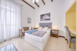 3 bedrooms, iron/ironing board, free WiFi, bed sheets - Casa Mica Rural • Idyllic Setting • LVH (Conil)