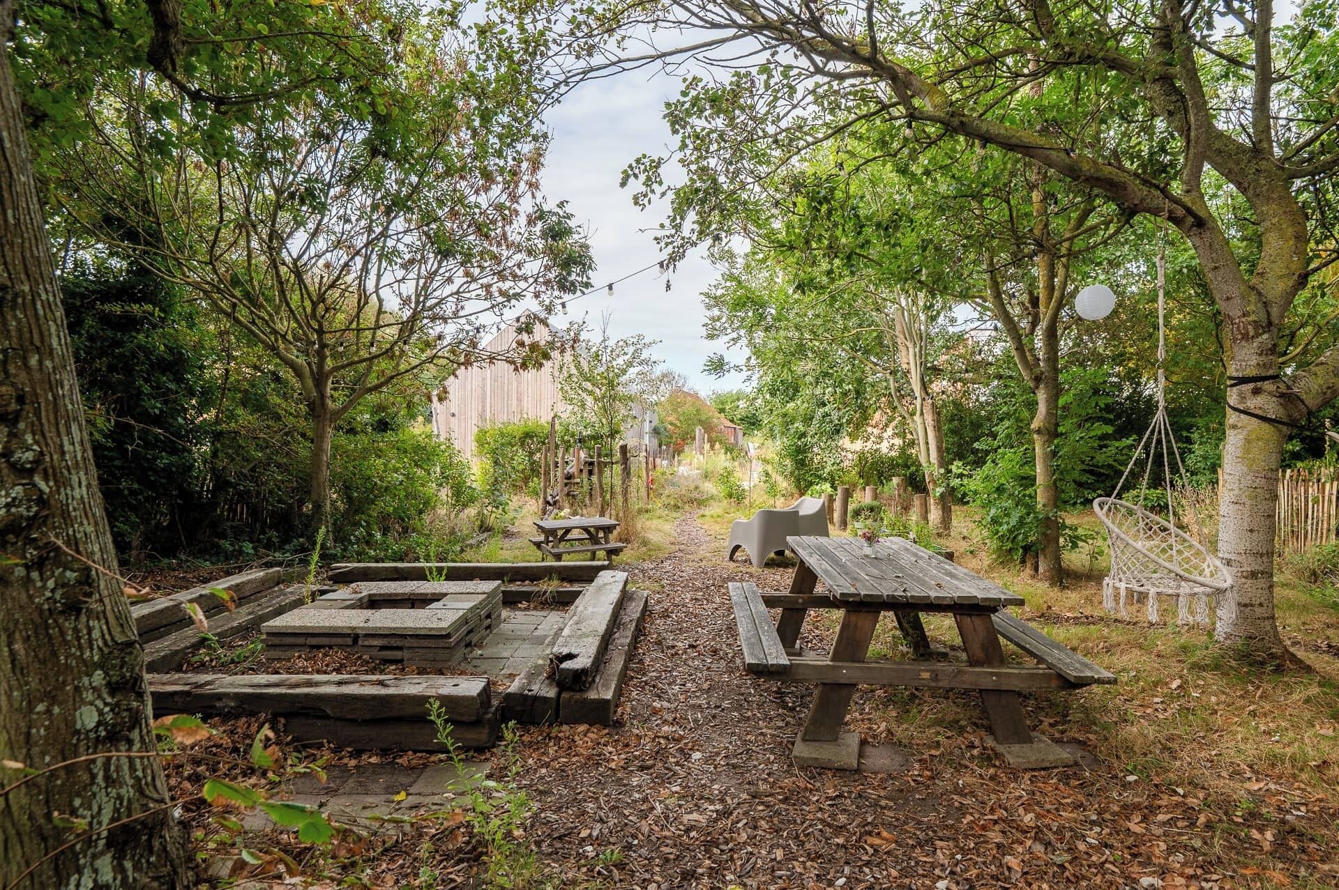 屋外ダイニングエリア