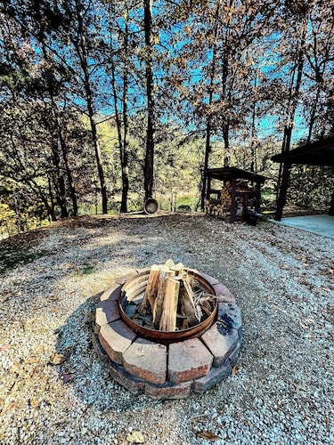 Pine Oaks Cabin includes Guest Pole Barn. Modern comfort meets county living.