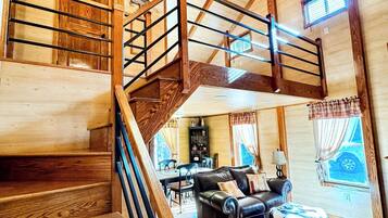 Smart-TV, Kamin, Videospiele, DVD-Player