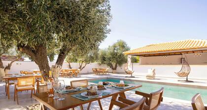Eneos Boutique Residence - Koroni Garden Getaway