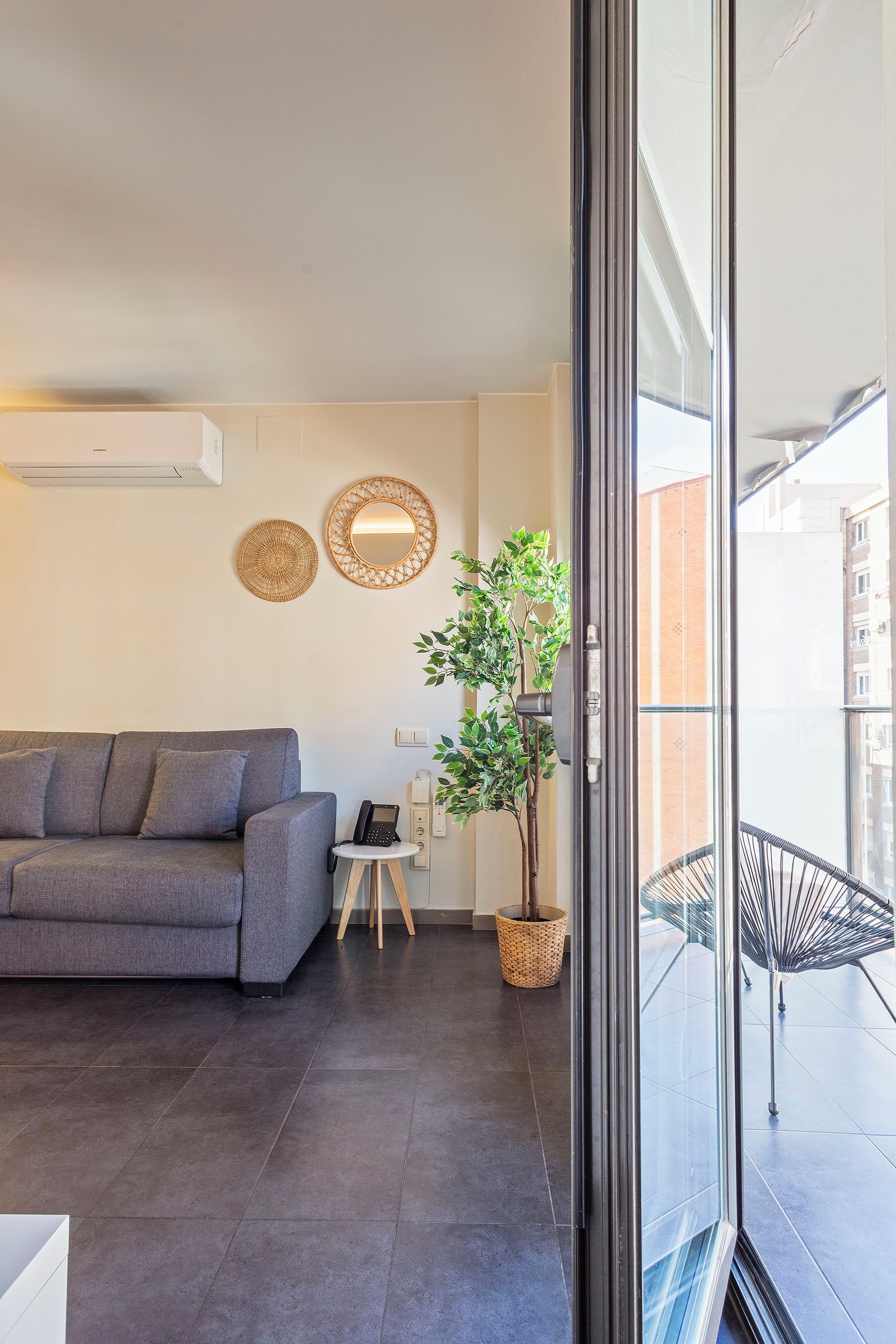 Apartamento Urban con terraza | Iron/ironing board, free WiFi