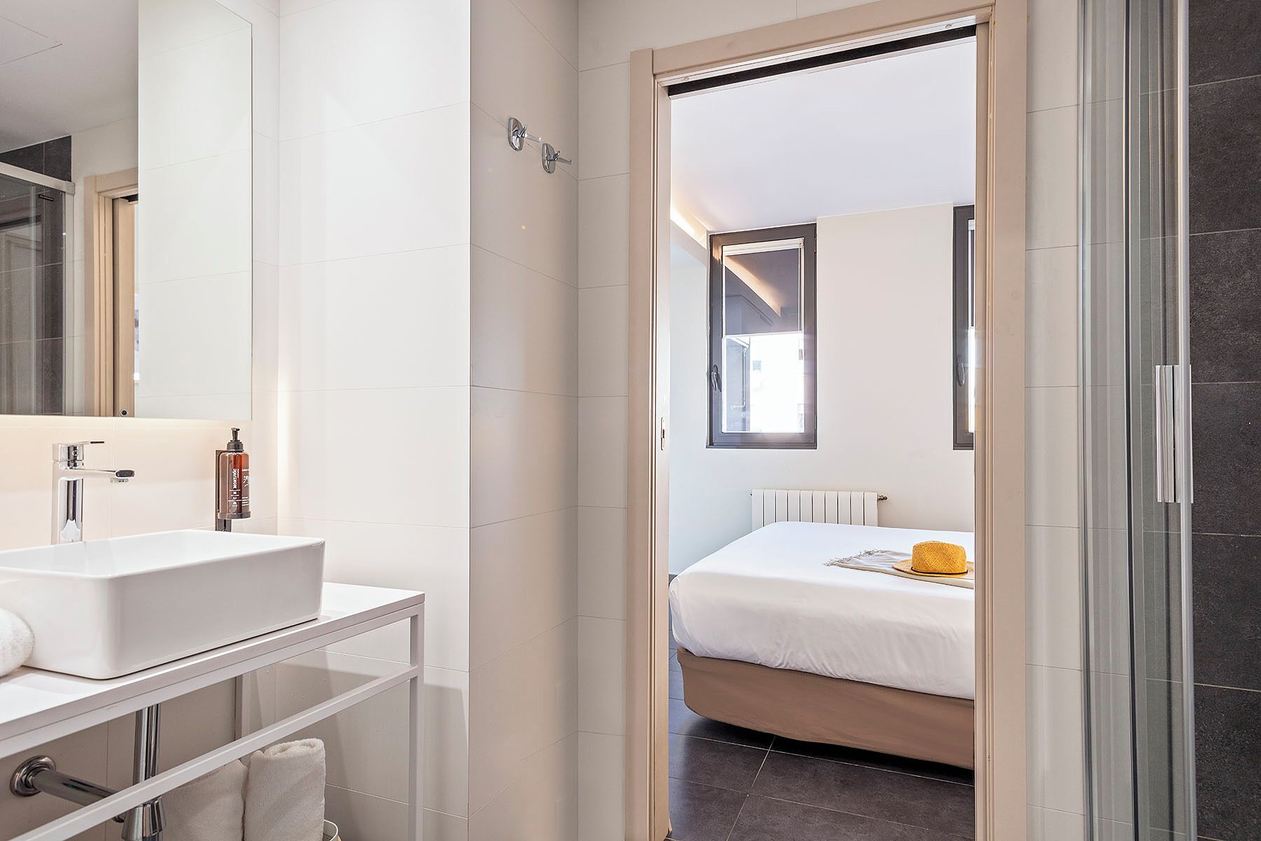 Apartamento Urban | เตารีด/โต๊ะรีดผ้า, Wi-Fi ฟรี