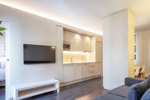 Apartament Deluxe | Planxa i posts de planxar i wifi gratuïta 
