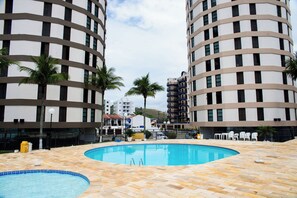 2 عدّة غرف نوم