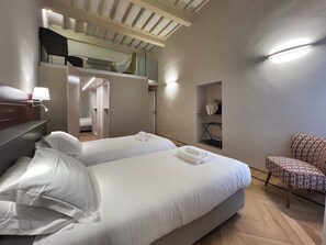 Fer et planche à repasser, Wi-Fi gratuit, draps fournis