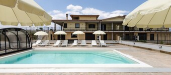 Villa Monterazzano by MMega