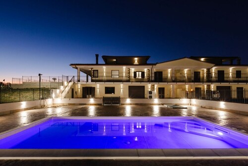 Villa Monterazzano by MMega