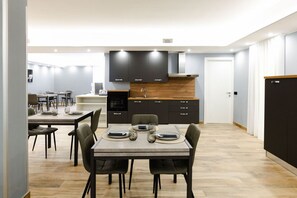 Dining - Villa Monterazzano by MMega (Viterbo)