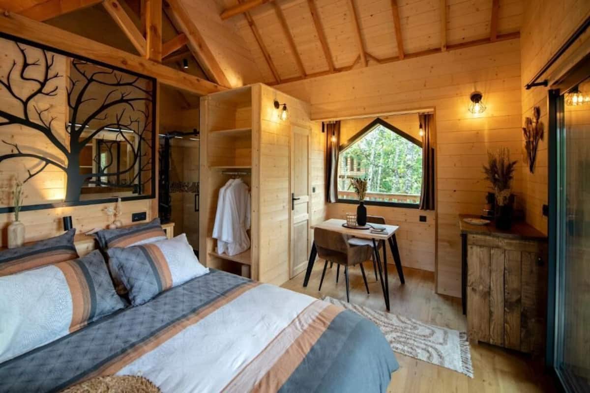 Cabaña Deluxe, 1 cama King size, vista al valle | Cortinas blackout, insonorización y wifi gratis