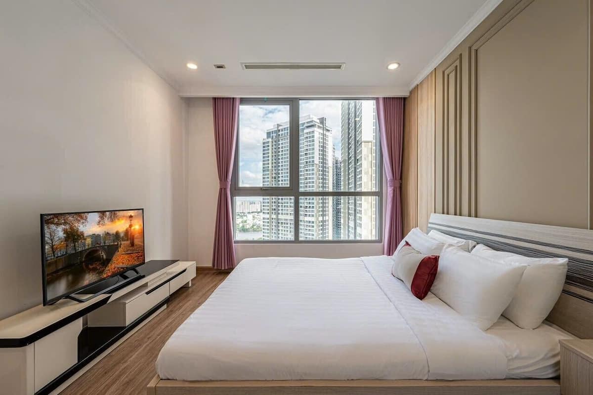 Individually decorated, individually furnished, desk, laptop workspace