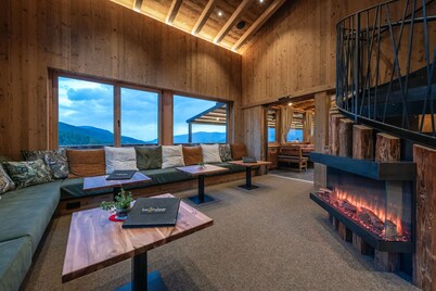 Apartment 'Ban Rutzner Brixen' with Mountain View, Shared Terrace and Wi-Fi