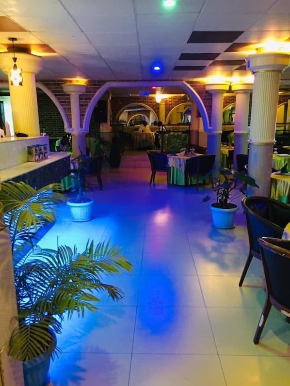 Restaurant - Hôtel Santa Lucia (Yaoundé)