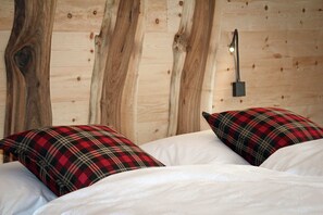 2 bedrooms, WiFi, bed sheets - Apartment 'Ban Rutzner Trametsch' with Mountain View, Shared Terrace and Wi-Fi (SantʼAndrea in Monte)