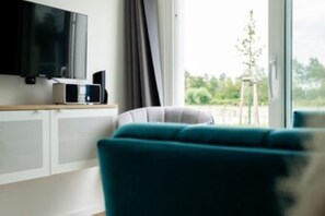 Living area - Tiny House Double - C225 12 degrees East (Groß Kordshagen)