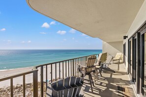 Property grounds - 806 – Luxury Gulf-Front 3BR Retreat | Balcony, Pool & VIP Beach Service (Panama City Beach)
