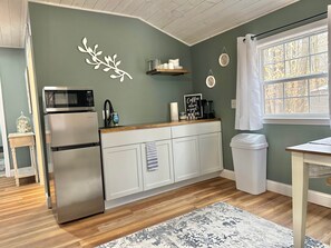 冷蔵庫、電子レンジ