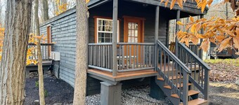 Unit 1 The Cottage (no pets allowed)