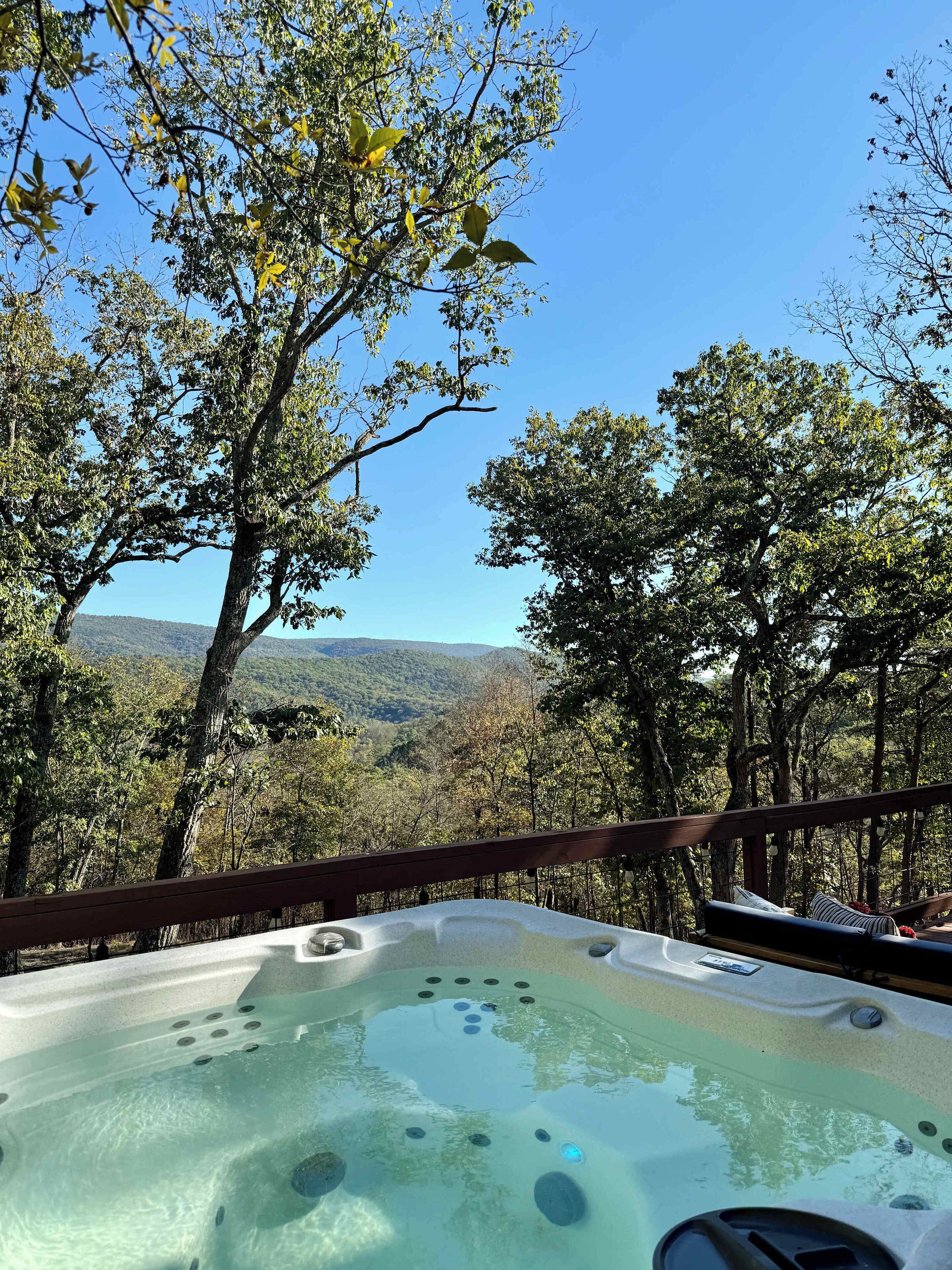 Tina de hidromasaje al aire libre