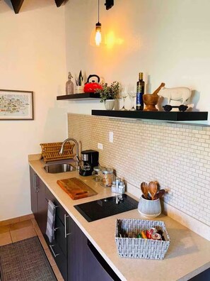 Private kitchen - Cheo Villa, Justice Farm (Corozal)