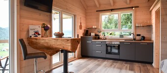 Ferienhaus 'Panoramahisli 3' mit Bergblick, Balkon und Klimaanlage