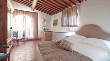 Cortinas blackout y sistema de insonorización