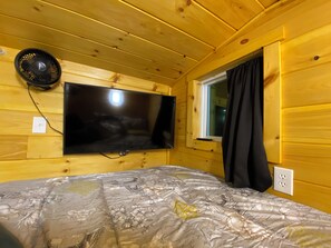 2 makuuhuonetta, Wi-Fi, vuodevaatteet