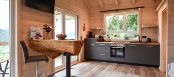 Apartment 'Panoramahisli 4' with Mountain View, Balcony and Air Conditioning