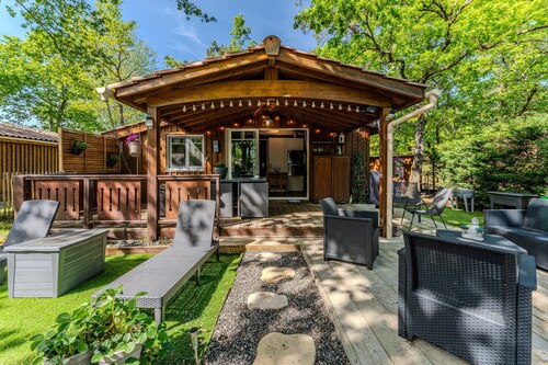 Wellness Chalet on the Estate with Shared Pool