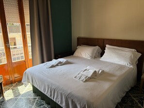 1 camera, Wi-Fi, lenzuola