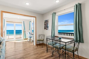 Interior - Mexico Beach Gulf-front 3BR with Unbeatable Views (Mexico Beach)