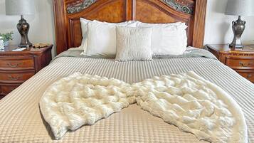 Bureau, fer et planche à repasser, lit parapluie, Wi-Fi gratuit