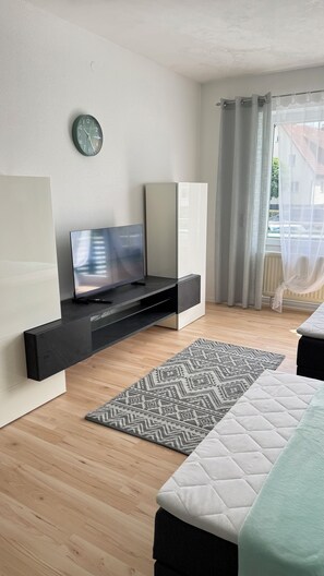 Interior - Studio 54, 1-Zimmer Apartment, 1 Badezimmer (Balingen)