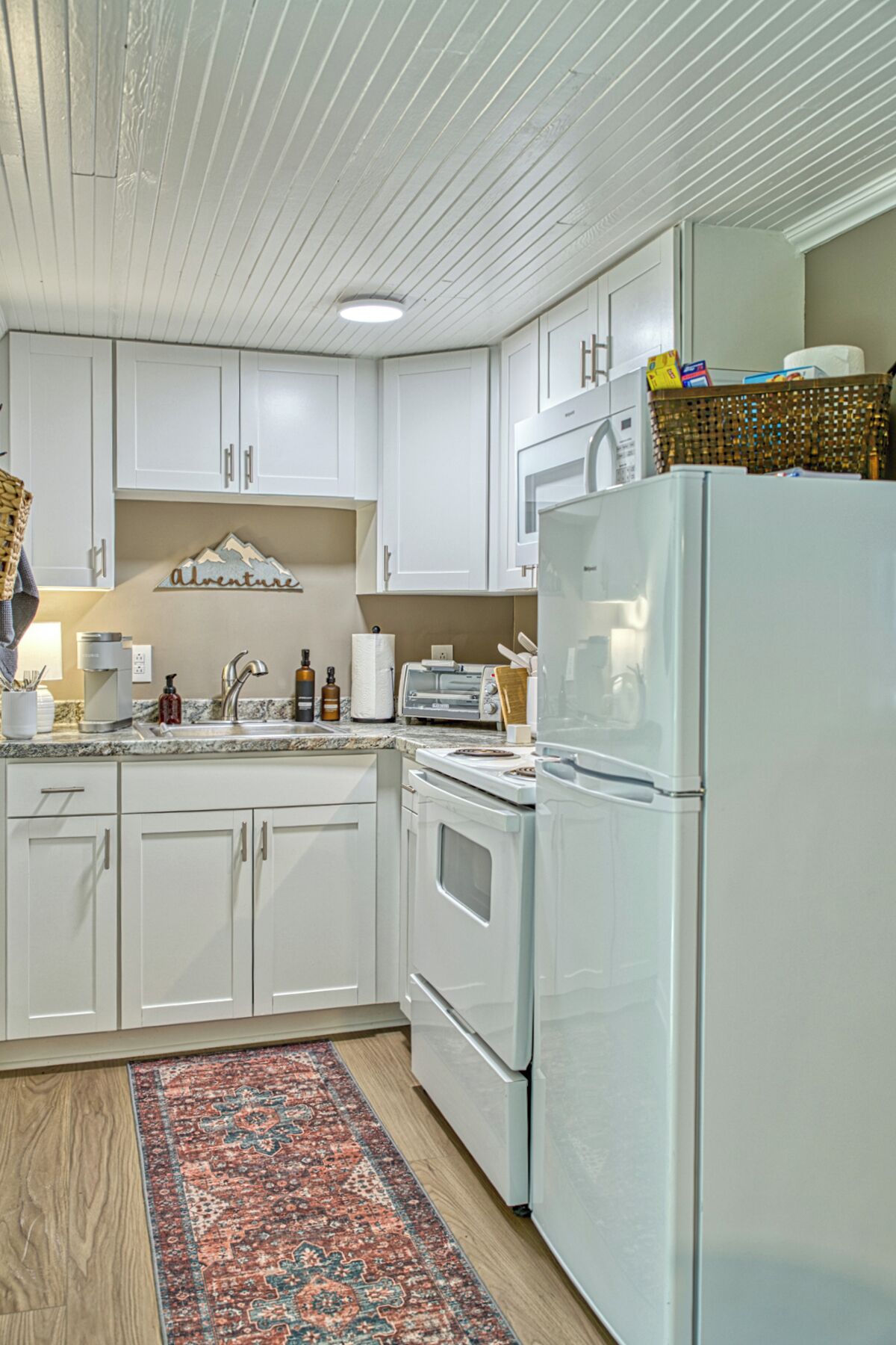 微波炉、烤箱、炉灶