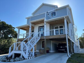Exterior - Sea You Soon: Screened Porch, Fenced Yard, Pet-Friendly (Ocracoke)