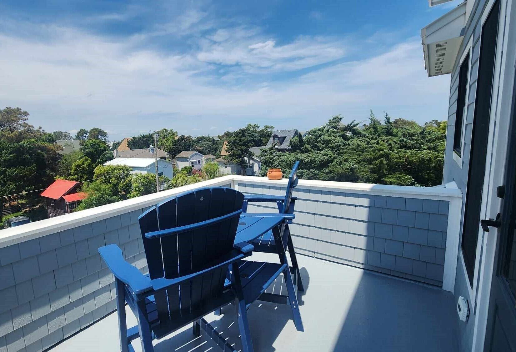 Front Deck, Second Floor