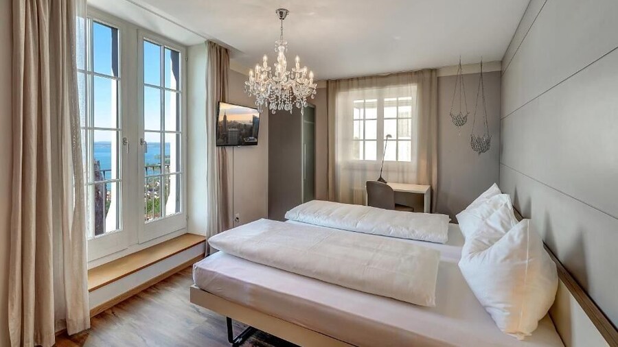 Schloss Hotel Wartensee