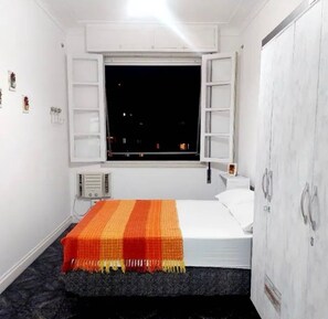 In-room safe, free WiFi