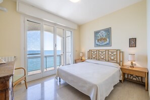 Apartment, 2 Bedrooms, Balcony, Sea View - The Sound of the Sea by Wonderful Italy (Sanremo)