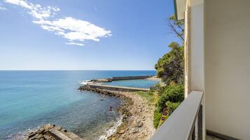 Apartment, 2 Bedrooms, Balcony, Sea View | Balcony