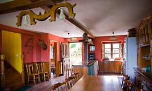 Dining - Rural House 'Casa Remis' in Piloña – Sleeps 12, Private Bathrooms, Fireplace (Piloña)