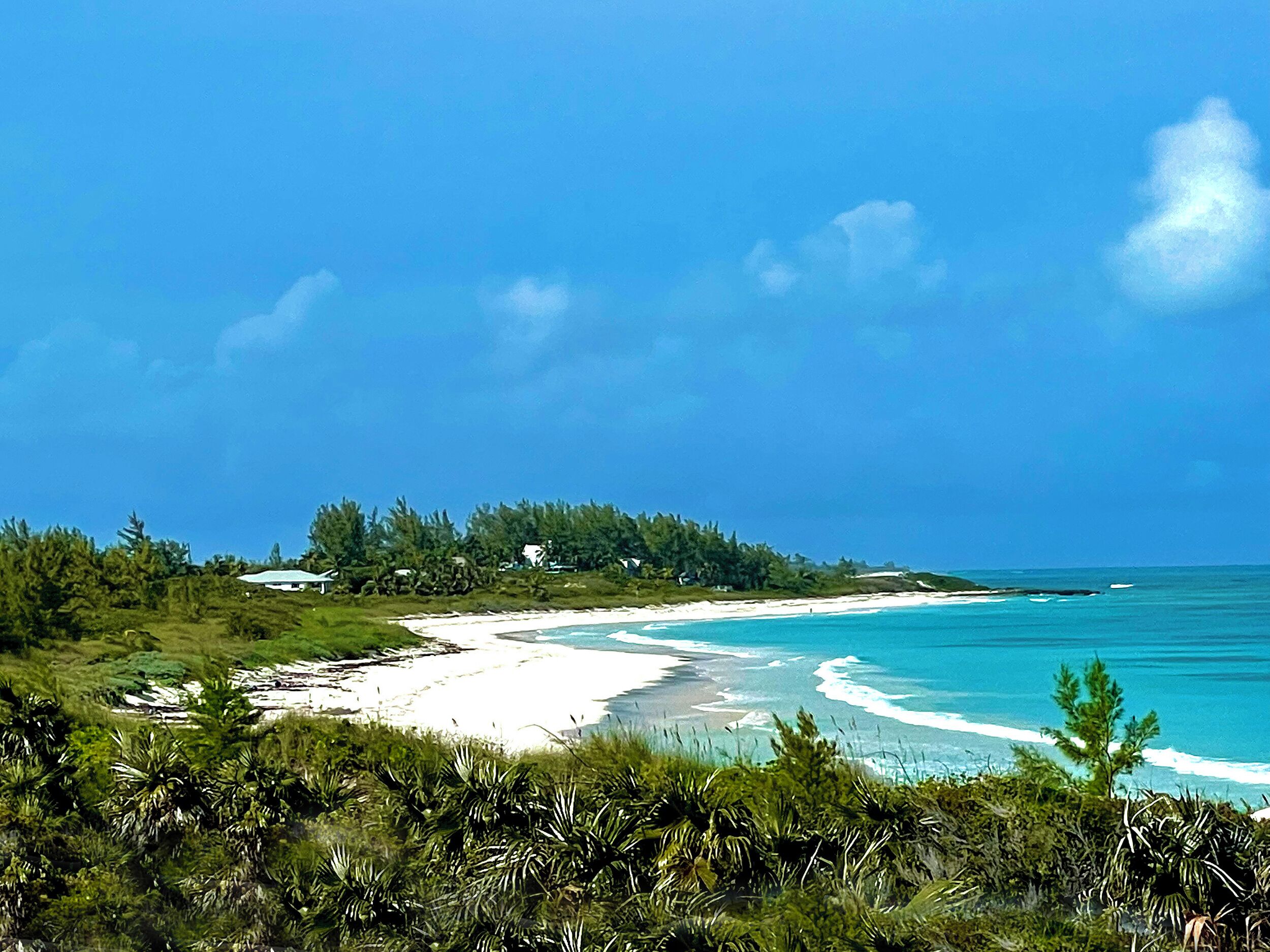 Airport Beach is our beach that guests use and is 1 minute from our house.
