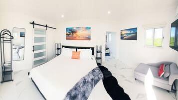 1 bedroom, in-room safe, iron/ironing board, free WiFi