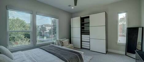 3 Schlafzimmer, Bügeleisen/Bügelbrett, WLAN, Bettwäsche