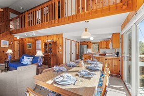 Dining - Steps to Neighborhood Beach, Dog Friendly! (Eastham)