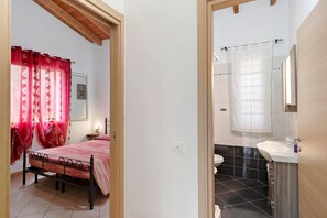 2 Schlafzimmer, Bügeleisen/Bügelbrett, WLAN, Bettwäsche