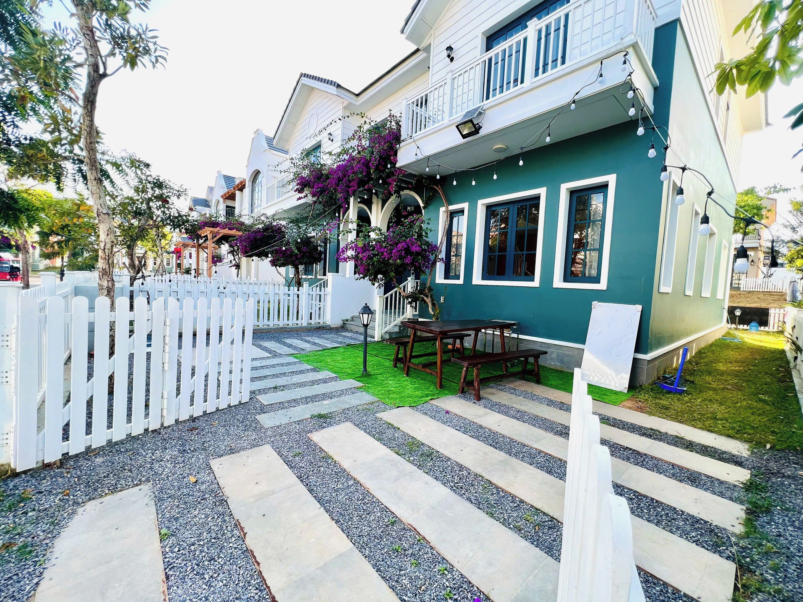 Apartamento básico | Escrivaninha, espaço de trabalho para notebook, cortinas blackout