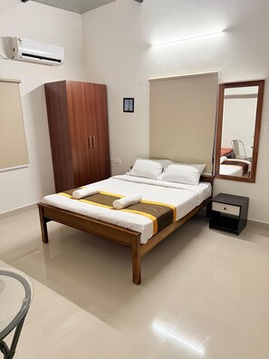 Kamar Single Eksekutif | Brankas, setrika/meja setrika, dan Wi-Fi gratis