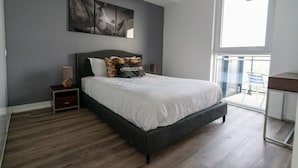 1 bedroom, travel cot, WiFi - Pivot - 1 Bedroom Apartment North York (North York)