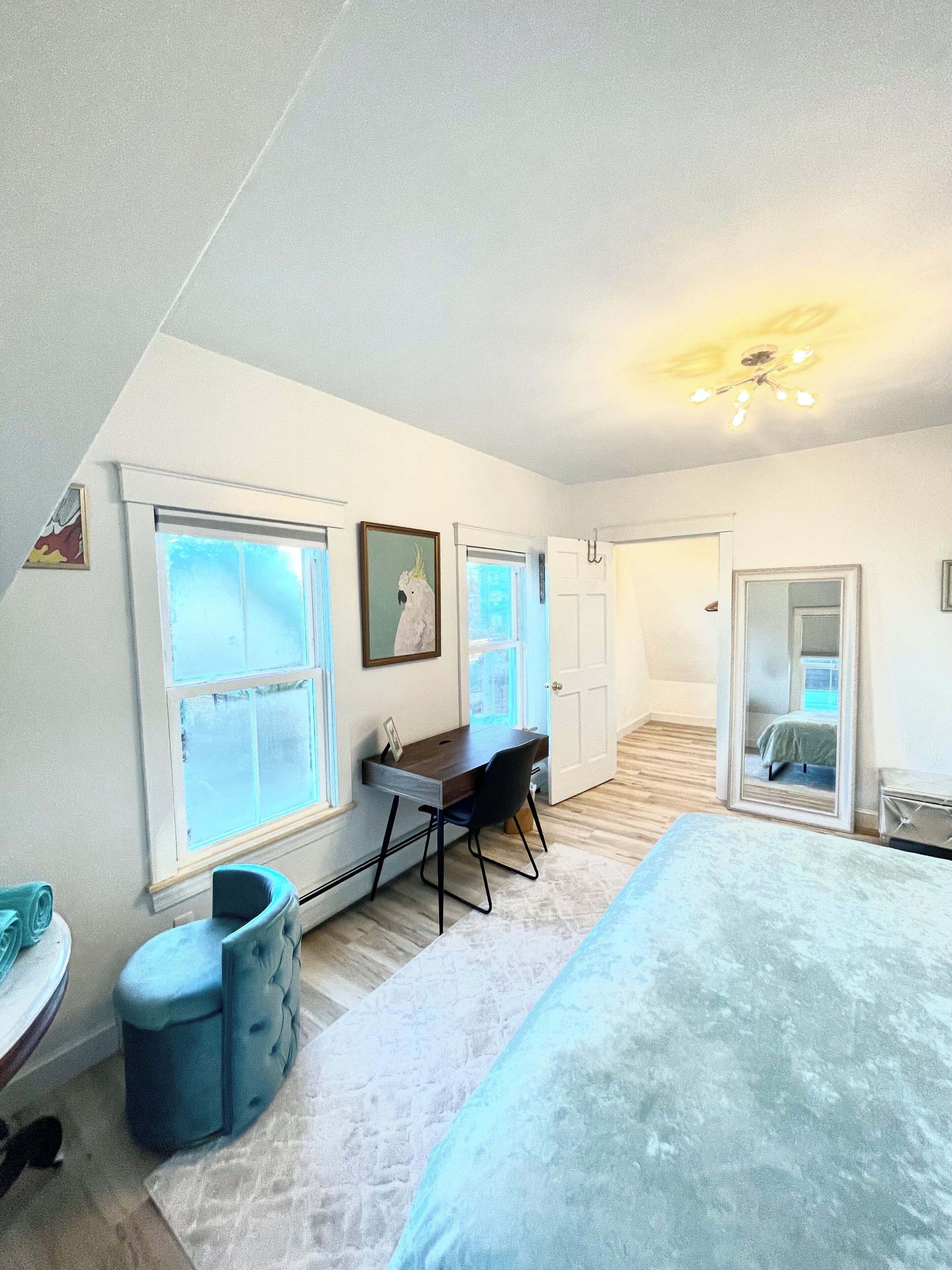 2 bedrooms, iron/ironing board, Internet, bed sheets